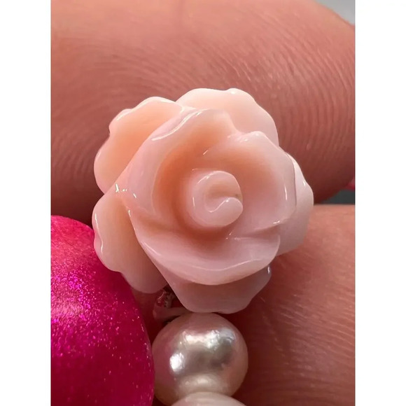 Green Jade flowers and pearl sterling silver earrings - Picture 10 of 11